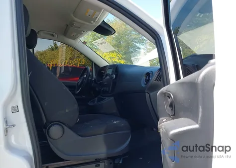 2023 Mercedes-Benz Metris z USA, uszkodzony, nr VIN W1YV0BEY0P4320563